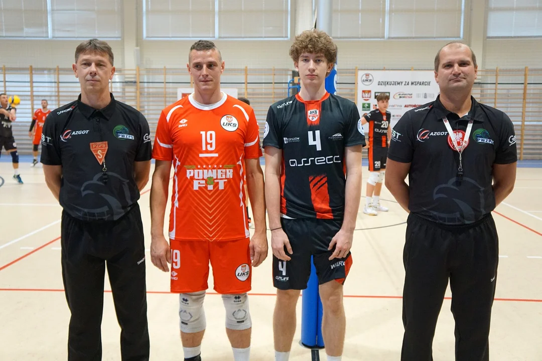 Mecz UKS Powiat Leski - AKS V LO Rzeszów